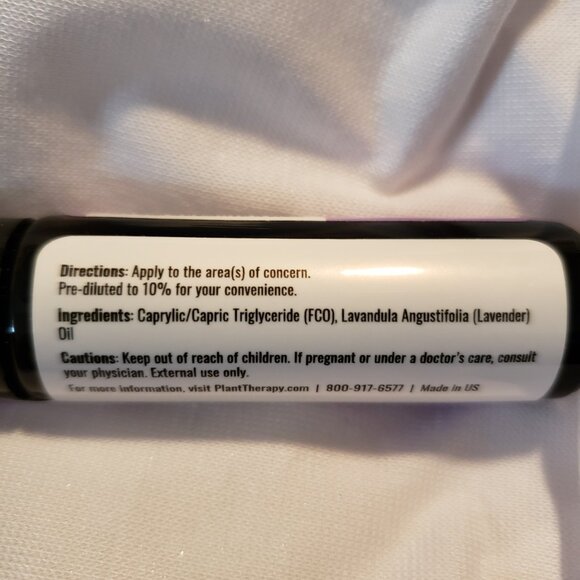 (NWOT) Aromatherapy Lavender Therapy Dough and Essential Oil Roll On - Picture 8 of 8